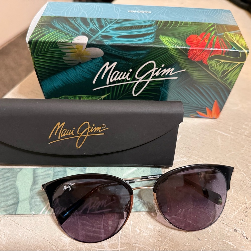 Maui Jim Olili cateyes sunglasses. Polarized